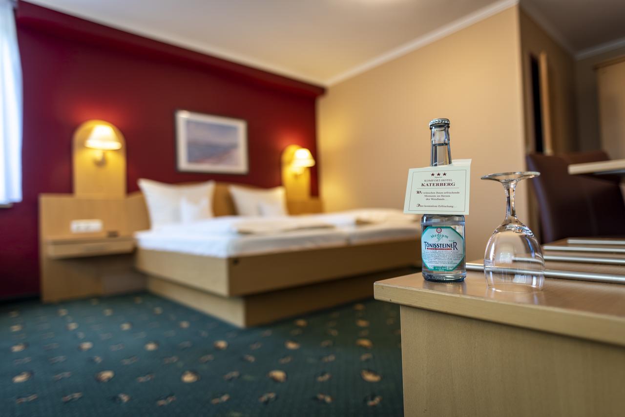 Komfort-Hotel Katerberg Люхов Екстериор снимка