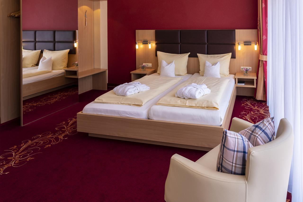 Komfort-Hotel Katerberg Люхов Екстериор снимка
