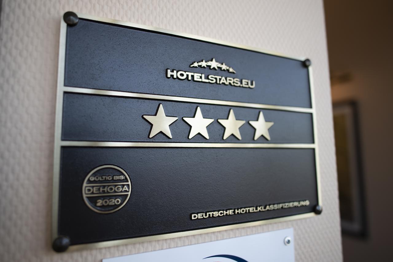 Komfort-Hotel Katerberg Люхов Екстериор снимка